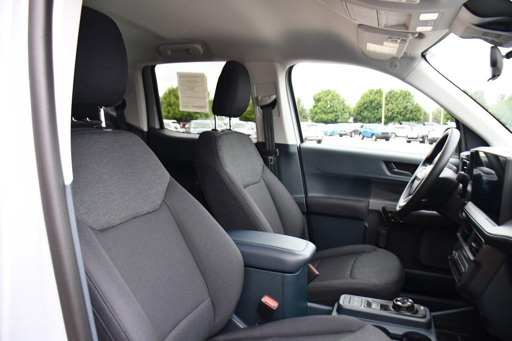 new 2025 Ford Maverick car, priced at $29,321
