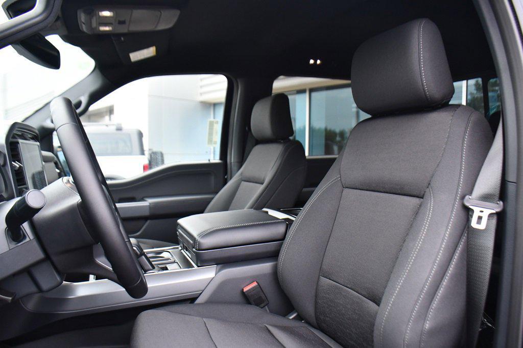 new 2025 Ford F-150 car, priced at $53,578