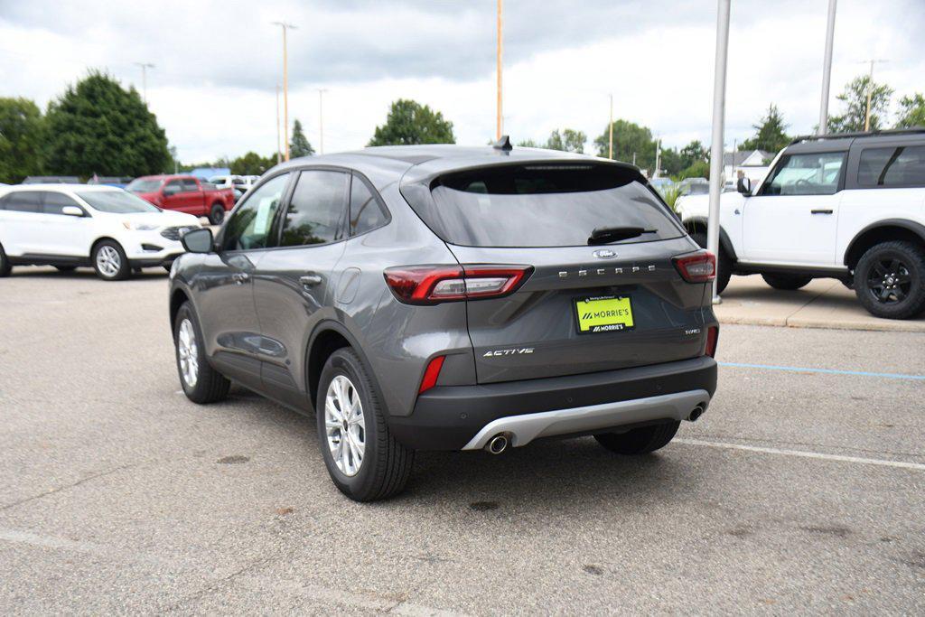 new 2025 Ford Escape car, priced at $29,800