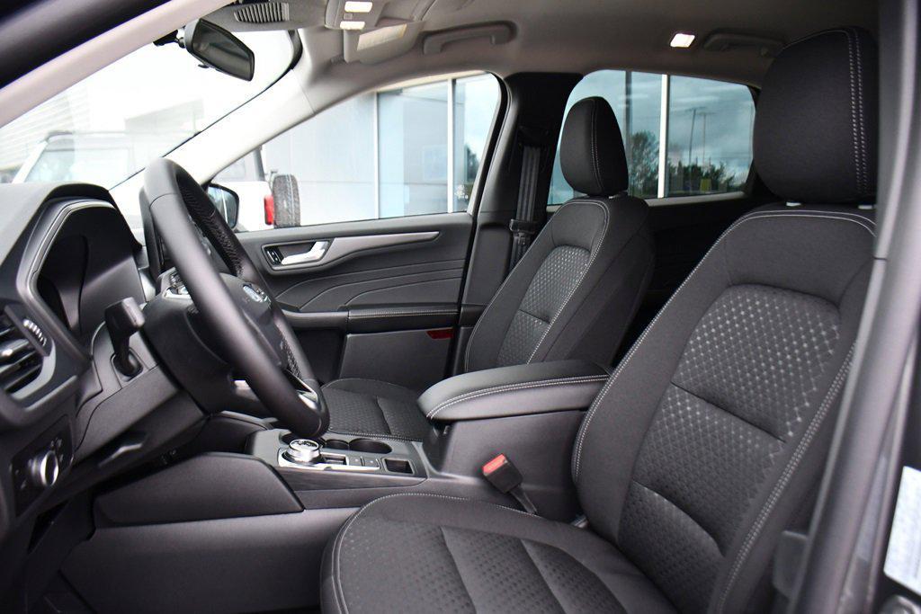 new 2025 Ford Escape car, priced at $29,800