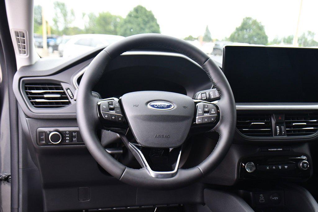 new 2025 Ford Escape car, priced at $29,800