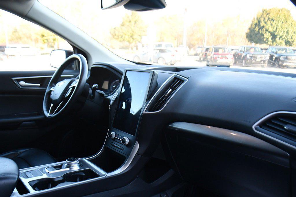 used 2024 Ford Edge car, priced at $27,249