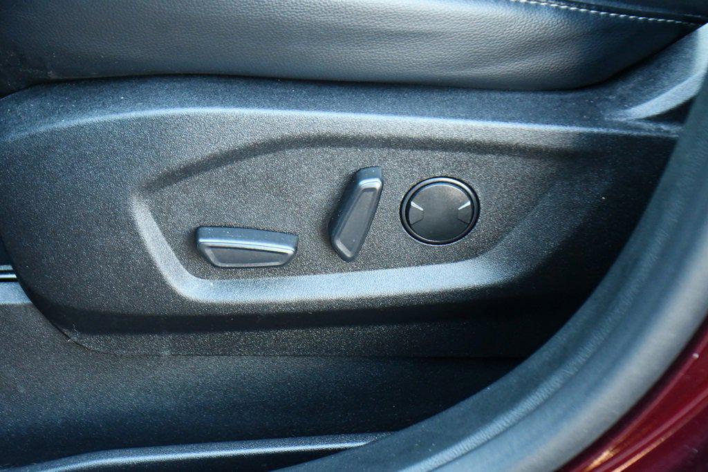 used 2024 Ford Edge car, priced at $27,249