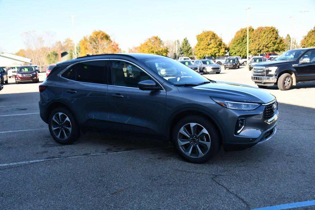 used 2023 Ford Escape car, priced at $26,249