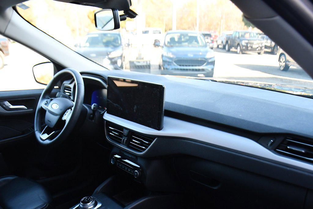 used 2023 Ford Escape car, priced at $26,249