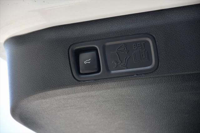 used 2023 Ford Expedition car, priced at $58,249