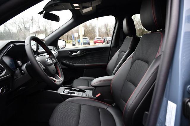 new 2025 Ford Escape car, priced at $30,878