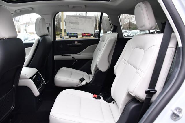 new 2025 Lincoln Aviator car, priced at $60,103