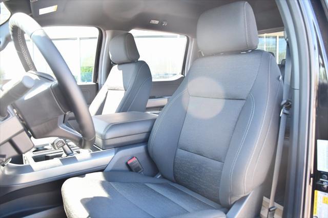 new 2025 Ford F-150 car, priced at $52,184