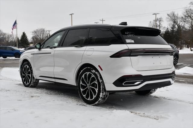 new 2025 Lincoln Nautilus car, priced at $58,204