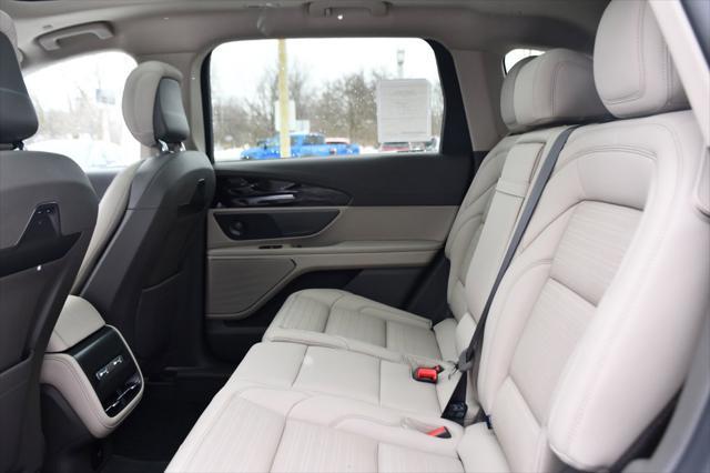 new 2025 Lincoln Nautilus car, priced at $58,204