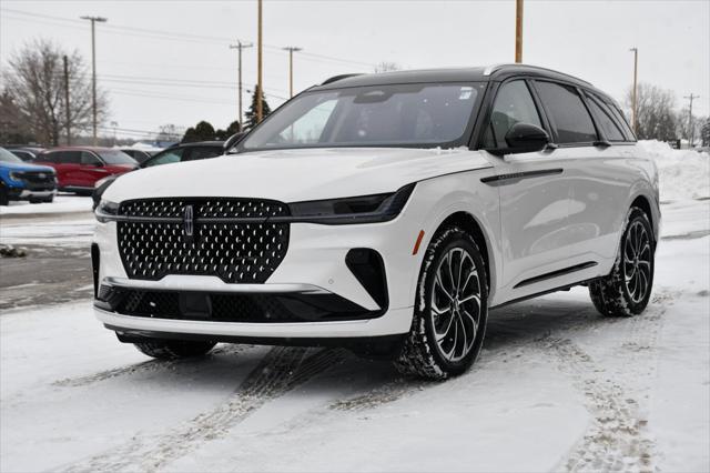 new 2025 Lincoln Nautilus car, priced at $58,204