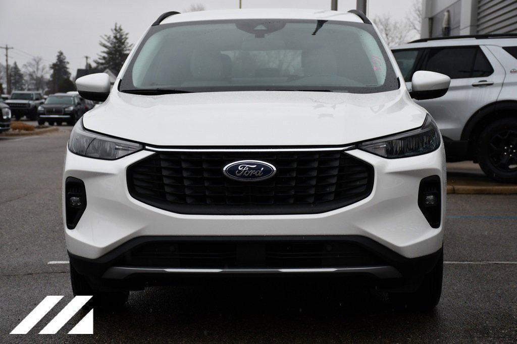 new 2024 Ford Escape PHEV car, priced at $33,104