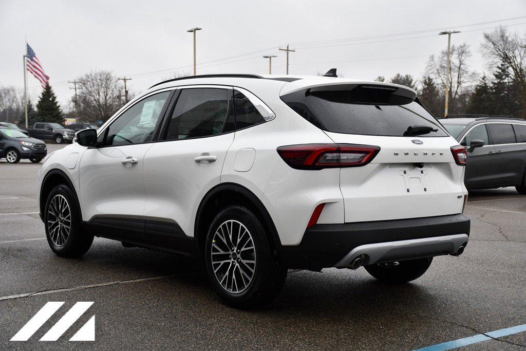 new 2024 Ford Escape PHEV car, priced at $33,104