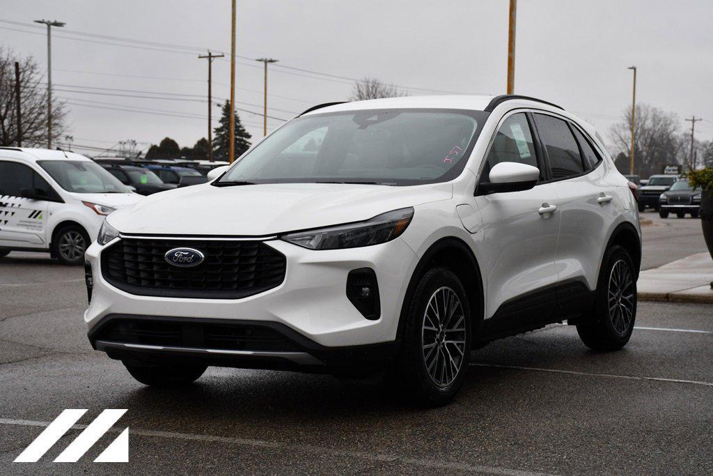 new 2024 Ford Escape PHEV car, priced at $33,104