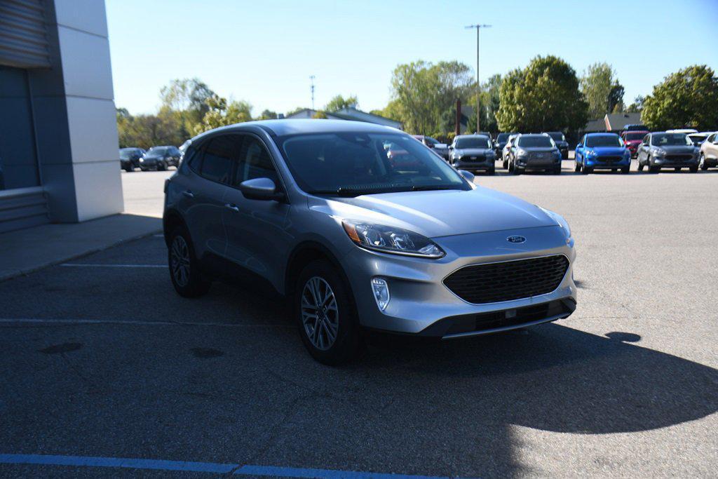 used 2022 Ford Escape car, priced at $19,995