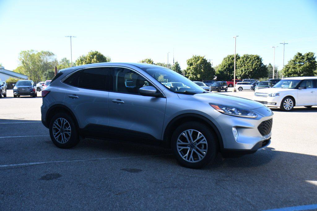 used 2022 Ford Escape car, priced at $19,995
