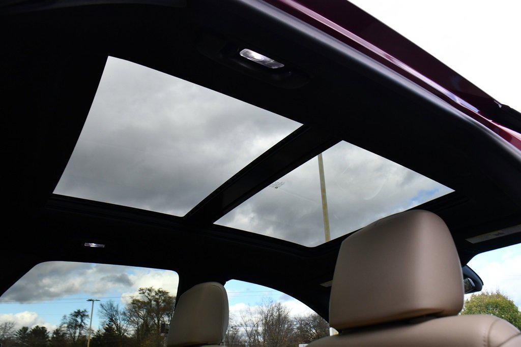 used 2018 Cadillac XT5 car, priced at $17,995