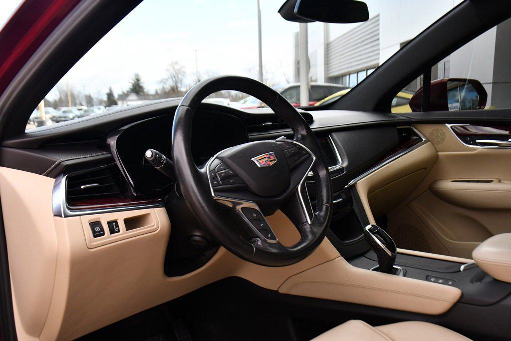 used 2018 Cadillac XT5 car, priced at $17,995