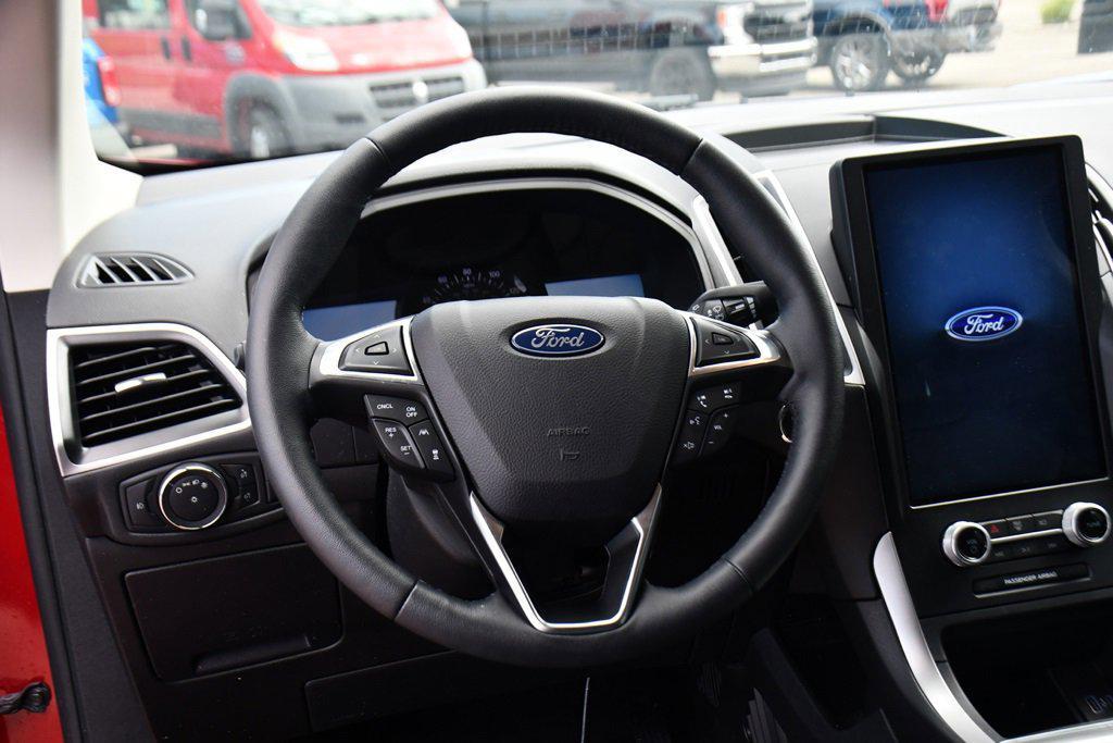 used 2022 Ford Edge car, priced at $26,495
