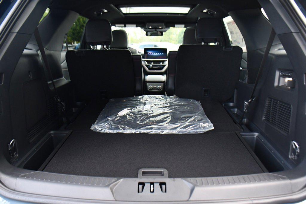 new 2025 Ford Explorer car, priced at $56,813