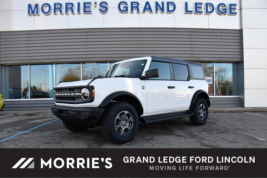 new 2025 Ford Bronco car, priced at $43,579