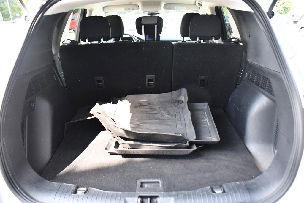 used 2022 Ford Escape car, priced at $21,995