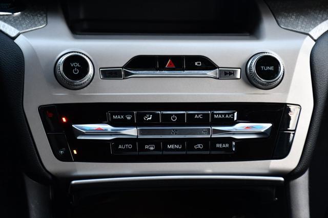 used 2023 Ford Explorer car, priced at $39,249