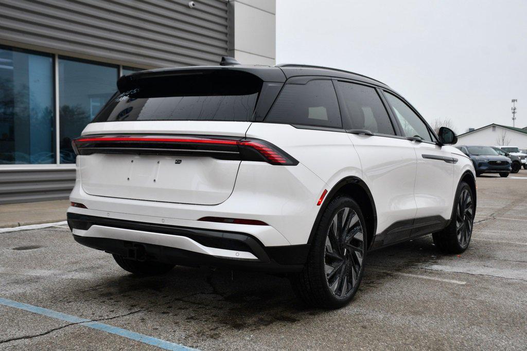 new 2025 Lincoln Nautilus car, priced at $63,576