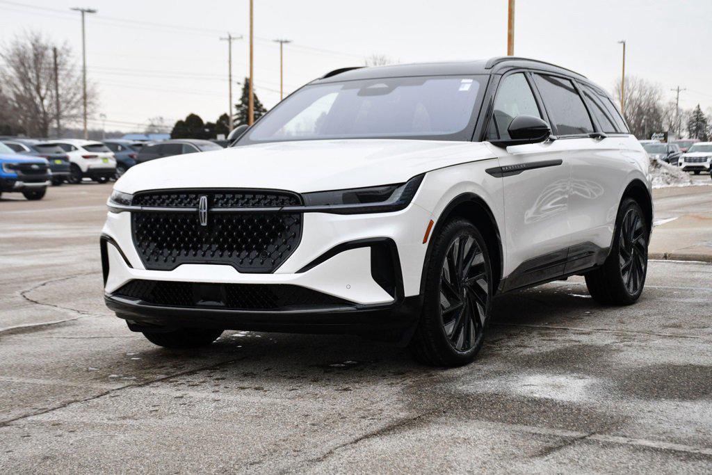 new 2025 Lincoln Nautilus car, priced at $63,576