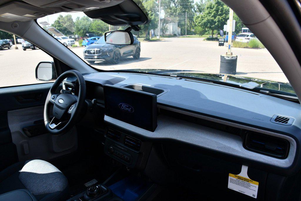 new 2025 Ford Maverick car, priced at $35,025