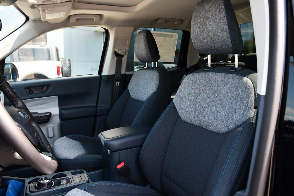 new 2025 Ford Maverick car, priced at $35,025