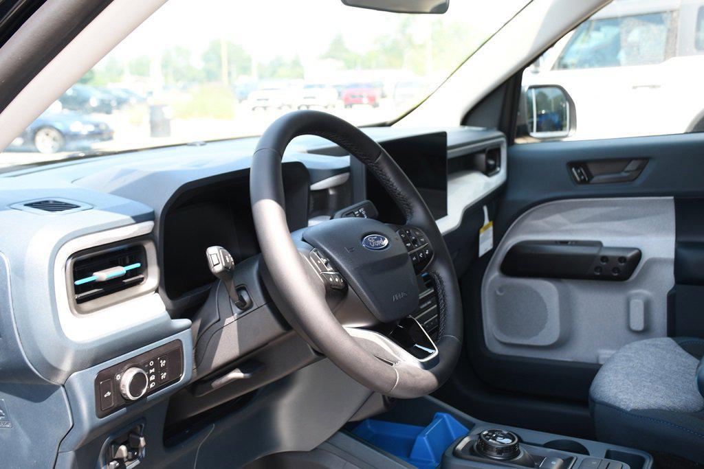 new 2025 Ford Maverick car, priced at $35,025