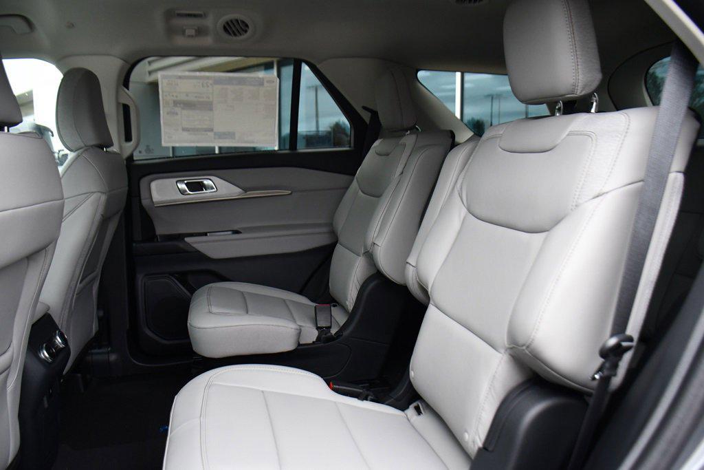 new 2025 Ford Explorer car, priced at $43,633