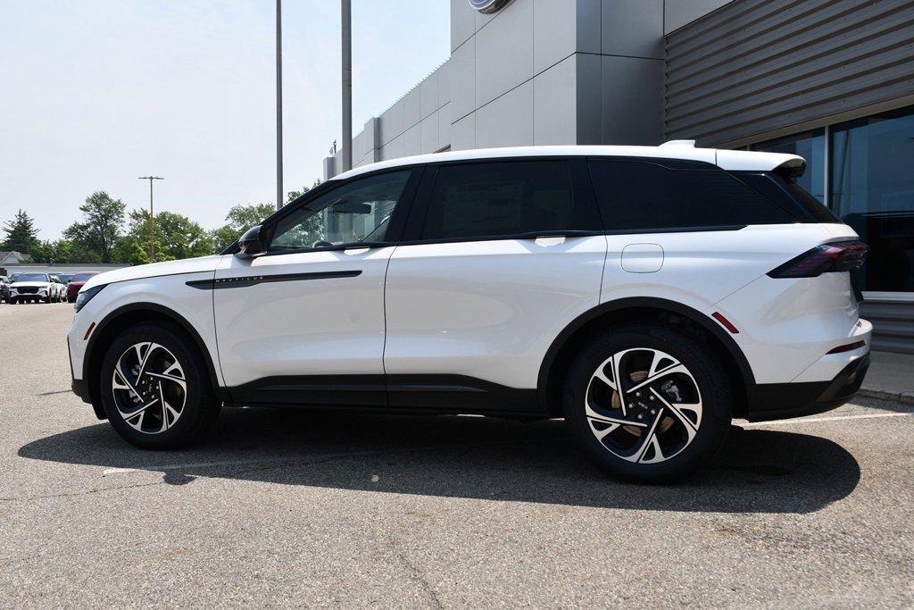 used 2025 Lincoln Nautilus car, priced at $55,780
