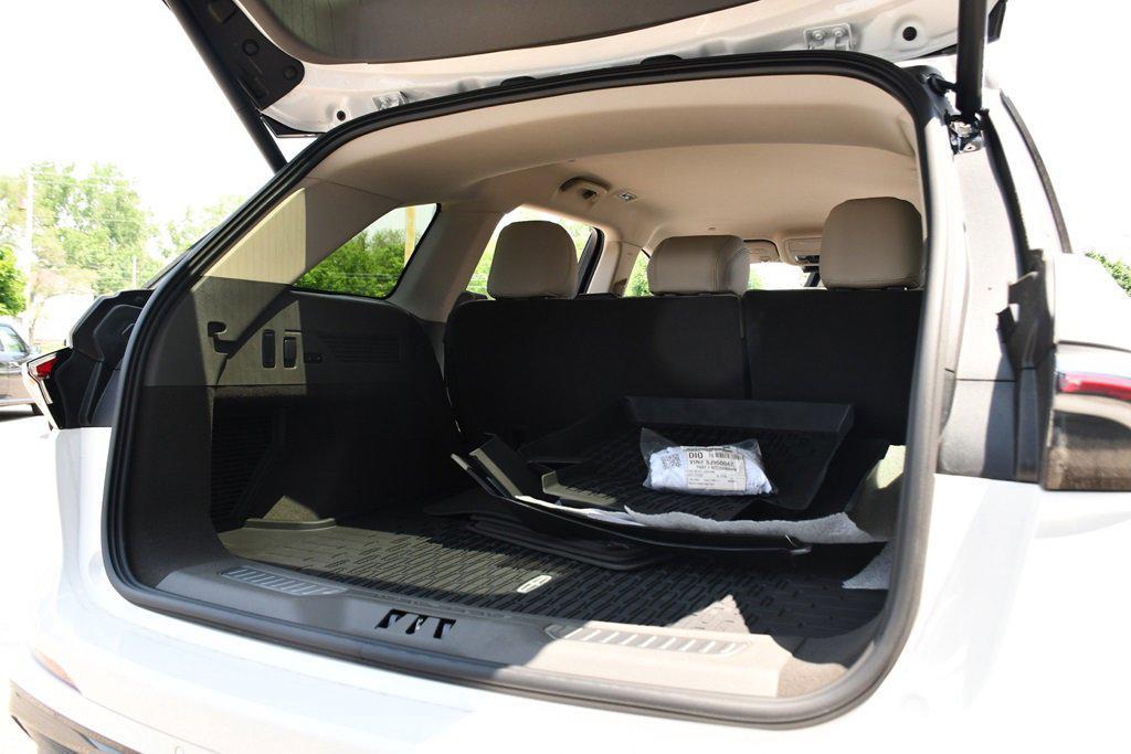 used 2025 Lincoln Nautilus car, priced at $55,780