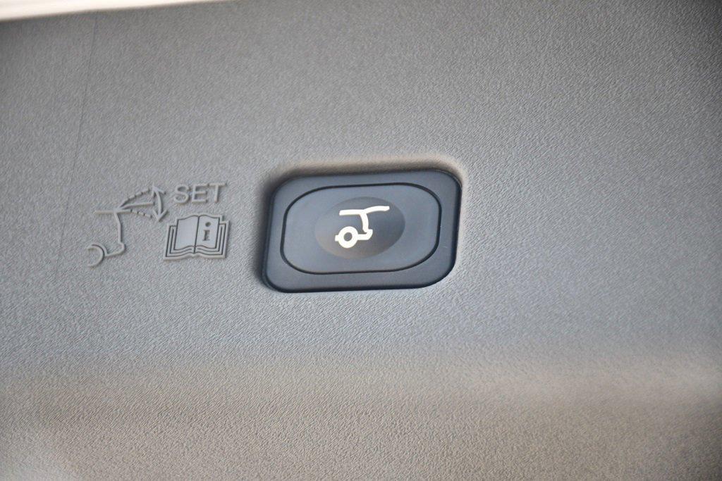used 2025 Lincoln Nautilus car, priced at $55,780