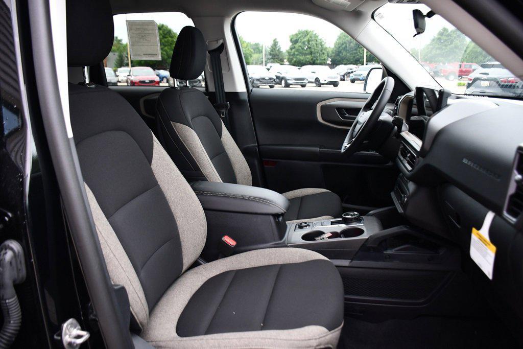 new 2025 Ford Bronco Sport car, priced at $33,757