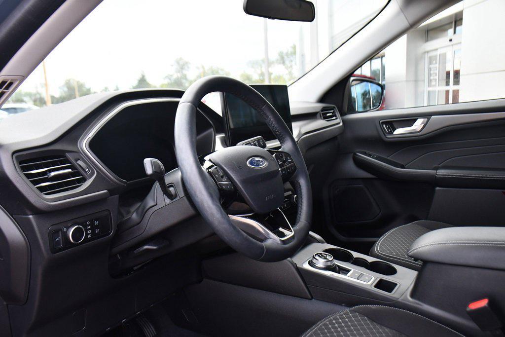 used 2023 Ford Escape car, priced at $25,507