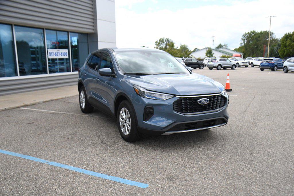 used 2023 Ford Escape car, priced at $25,507