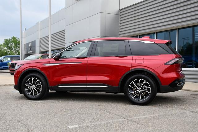 new 2025 Lincoln Nautilus car, priced at $52,266