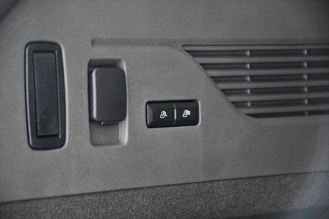 new 2025 Lincoln Nautilus car, priced at $52,266