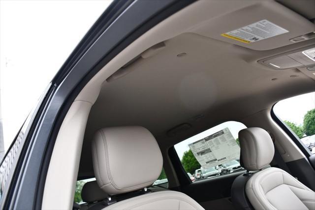 new 2025 Lincoln Nautilus car, priced at $52,266