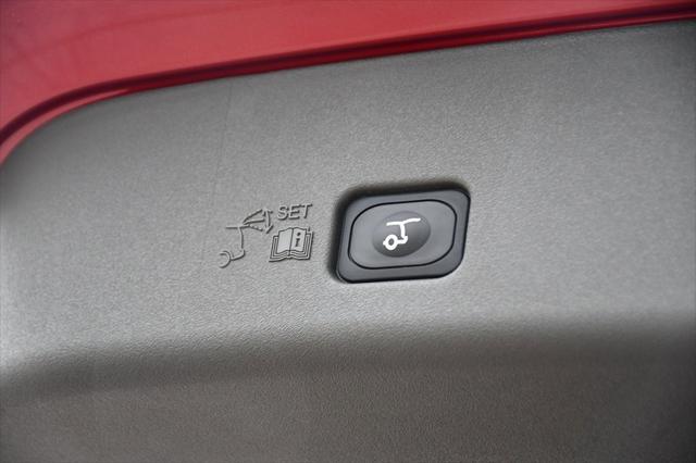 new 2025 Lincoln Nautilus car, priced at $52,266