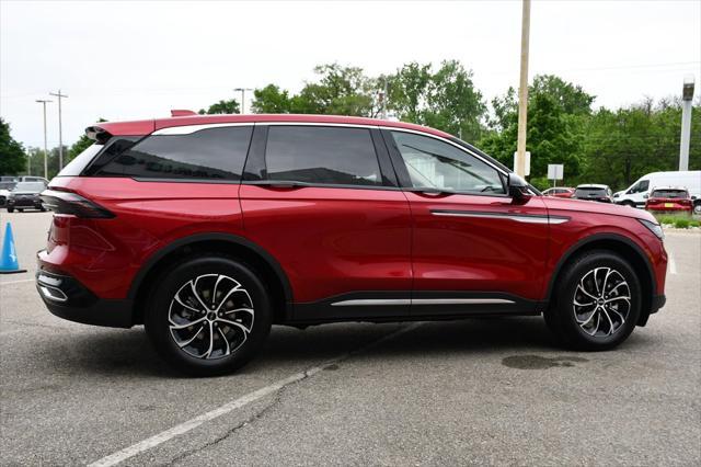 new 2025 Lincoln Nautilus car, priced at $52,266