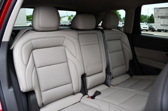 new 2025 Lincoln Nautilus car, priced at $52,266