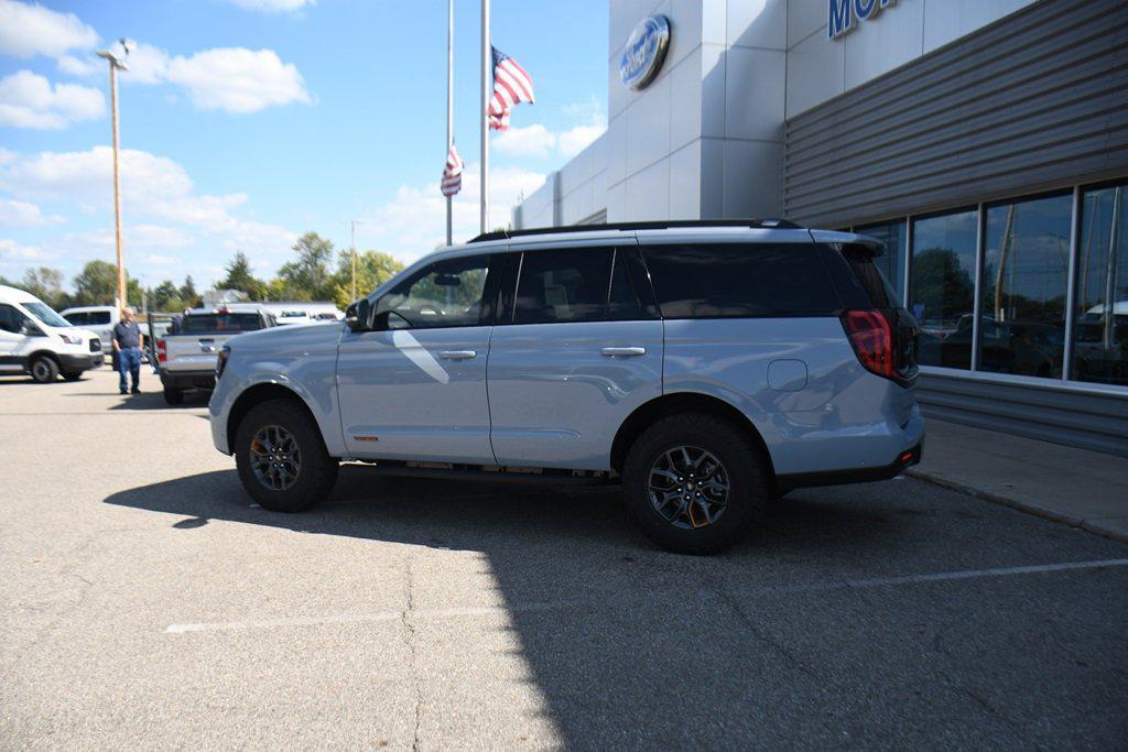new 2025 Ford Expedition car, priced at $79,469