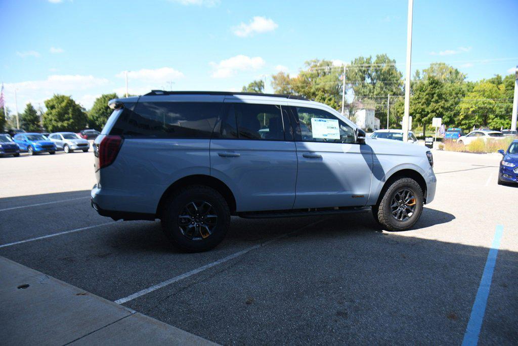 new 2025 Ford Expedition car, priced at $79,469