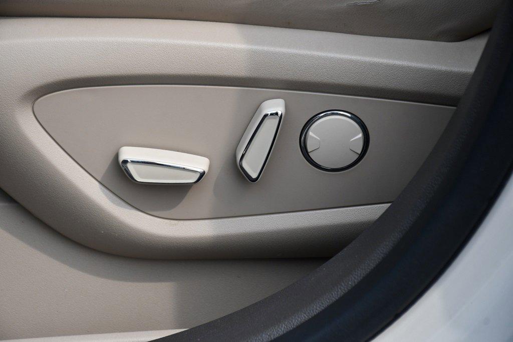 used 2023 Lincoln Nautilus car, priced at $42,995