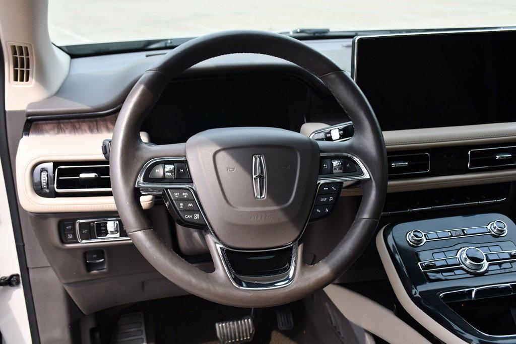 used 2023 Lincoln Nautilus car, priced at $42,995